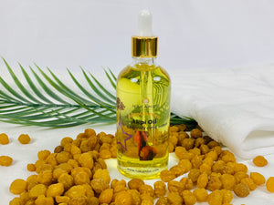 Butt enlargement Akpi/Djansang natural Oil, for a non-surgical butt lift.